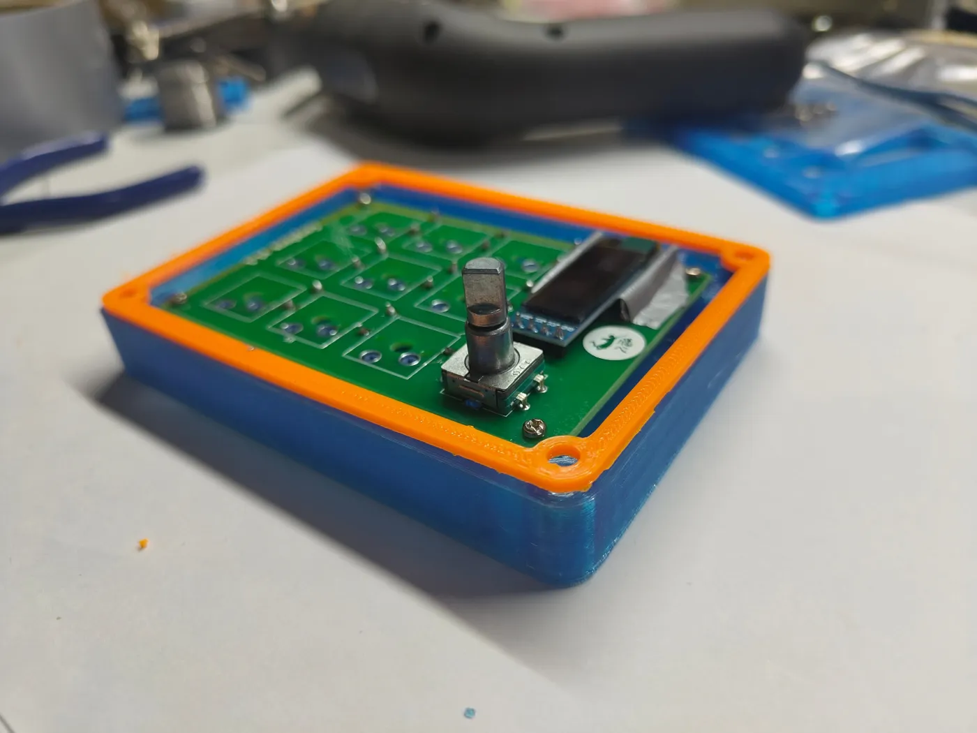 Final assembly - attach the trim ring - step 2